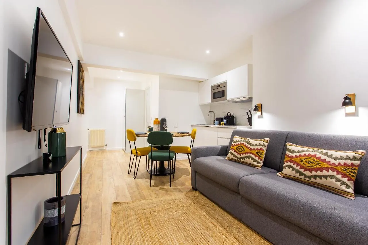 Cmg Residence Montmartre - Cottages Paris 0*,  Frankrig